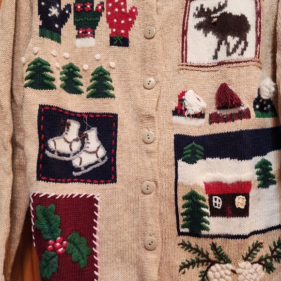 Northcrest Holiday Lodge Beige Cardigan - Picture 3 of 5